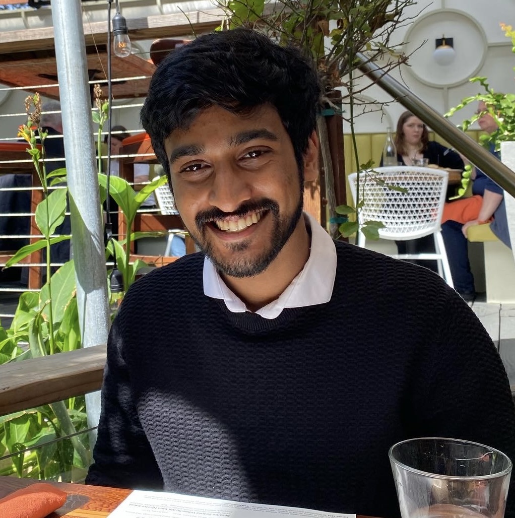 Headshot of Reuben Thomas